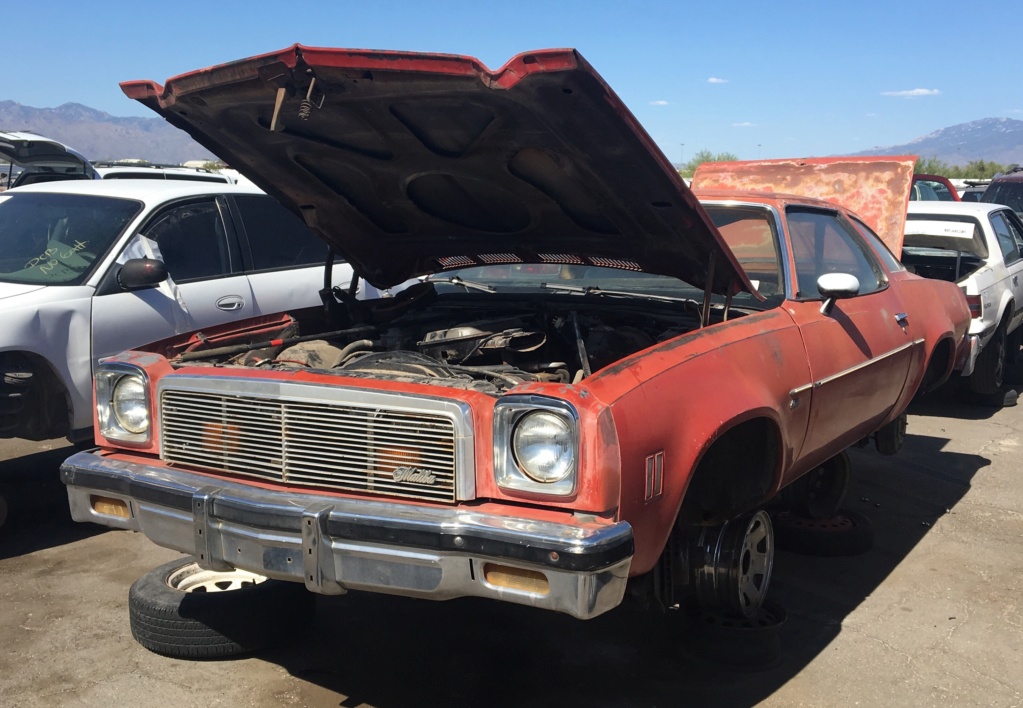 76 Base Malibu in Tucson Pull A Part 3e885410