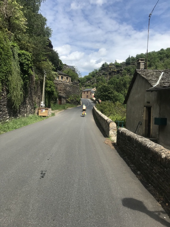 Un tour en Cévennes et au Larzac...(avec toujours des belles mécanique..!) Img_4828