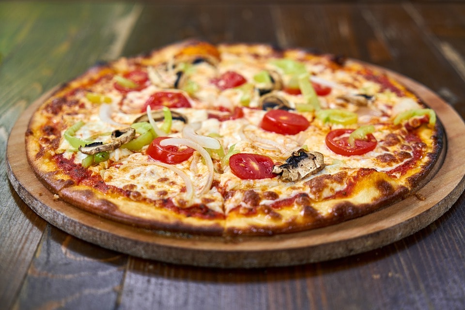 طريقة تحضير بيتزا ناجحة في البيت	 Pizza-10