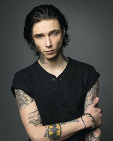 ¿Cuánto mide Andy Biersack? - Altura - Real height Tumblr13