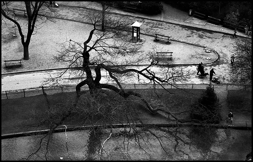 Buttes Chaumont Buttes10