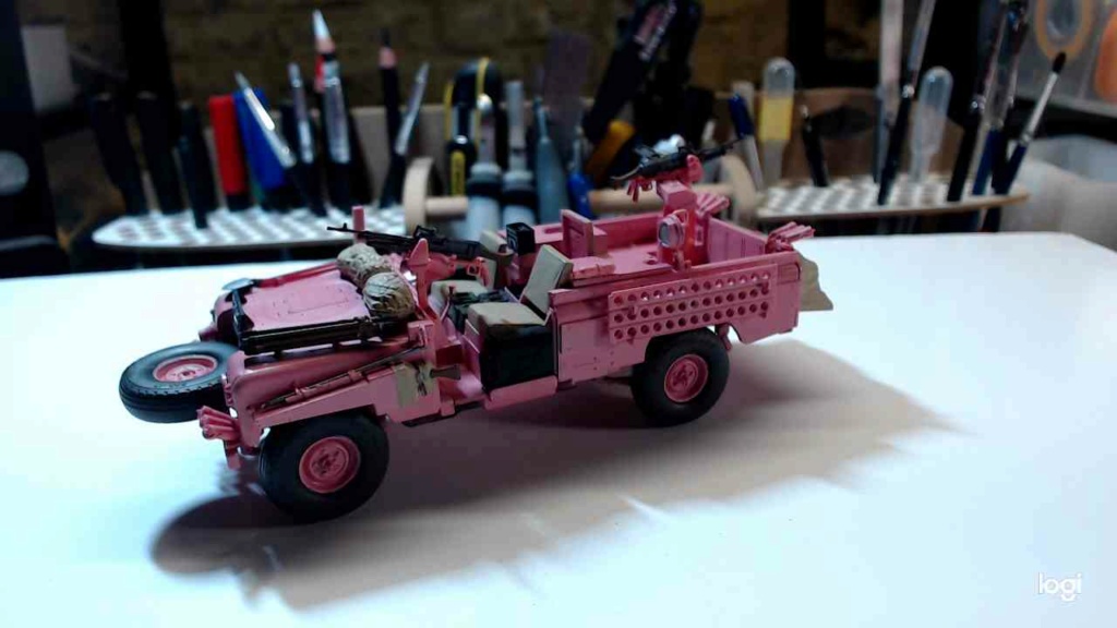 SAS Land Rover Pink panther 2022-069