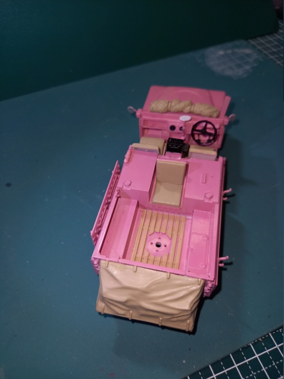 SAS Land Rover Pink panther 20220523
