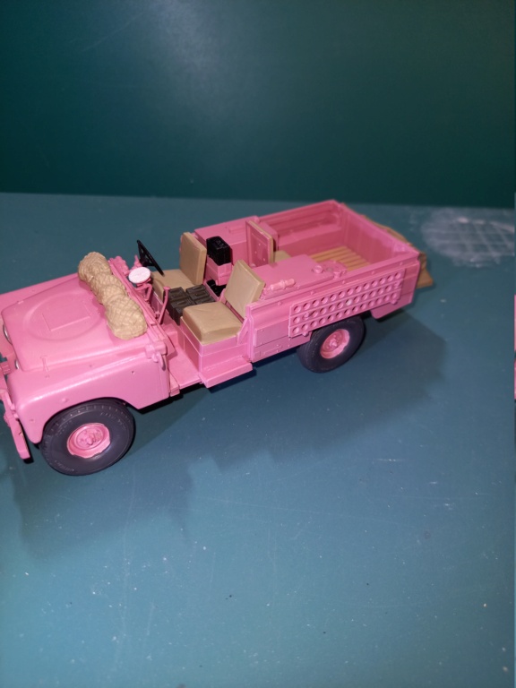 SAS Land Rover Pink panther 20220524
