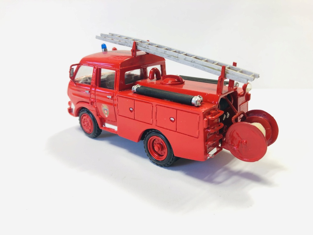 Citroën miniatures > "Véhicules des Sapeurs-Pompiers"  - Page 4 Citro276