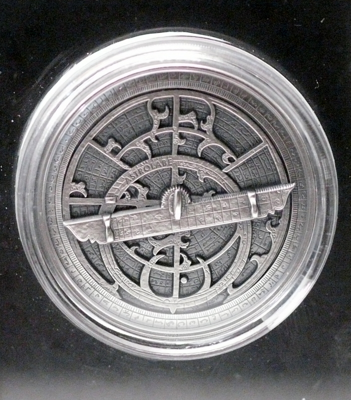 Astrolabe Silver Cook Island P1020039