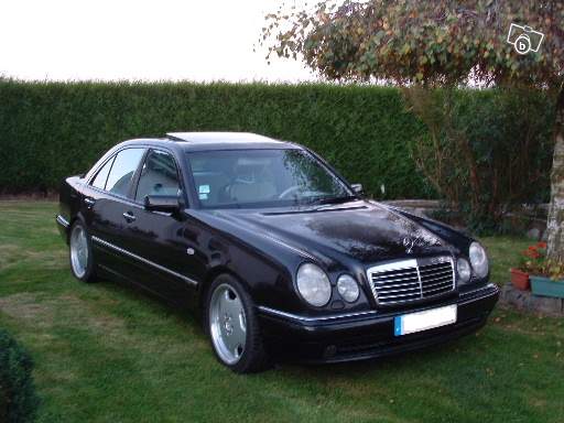 merci frenchy...et mon nouveau Joujou : E 55 AMG... E55_210