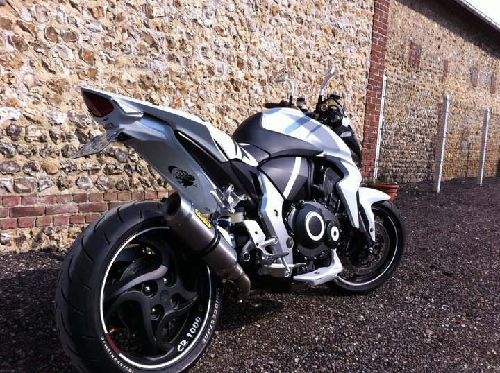 CB 1000 R de 2011 ( blanche ) 212