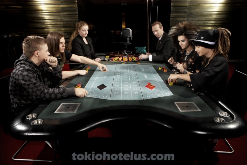 [Photoshoot] Casino Paris Blende35