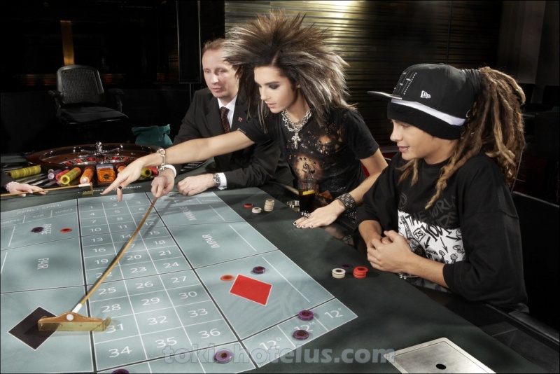 [Photoshoot] Casino Paris Blende42