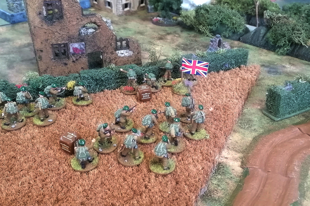 Un village perdu en Normandie... (Waffen SS/Panzergrenadiers vs US Pathfinder/British Commandos) 00410