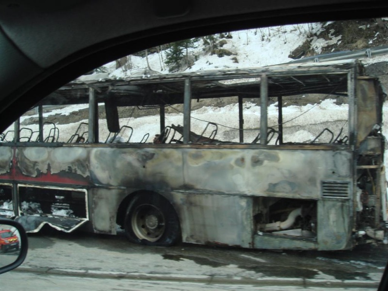 Incendie d'un bus Dsc06314