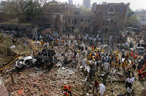 Lahore Bomb Blasts 11laho10