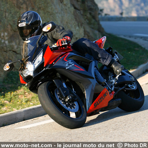 GSX-R 750 : Grosse Supersport, petite Superbike, ou plus si affinits ? 2410