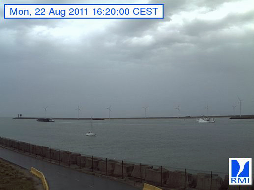 Photos en direct du port de Zeebrugge (webcam) - Page 45 Zeebr104