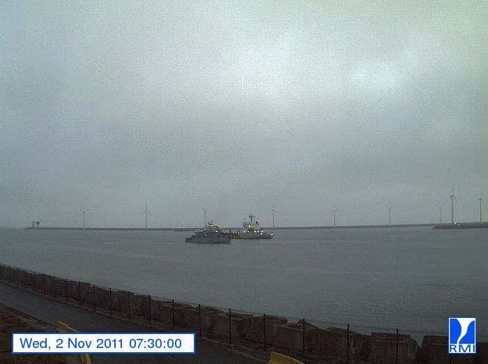 Photos en direct du port de Zeebrugge (webcam) - Page 48 Zeebr139