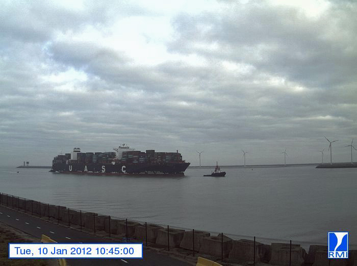 Photos en direct du port de Zeebrugge (webcam) - Page 48 Zeebr145