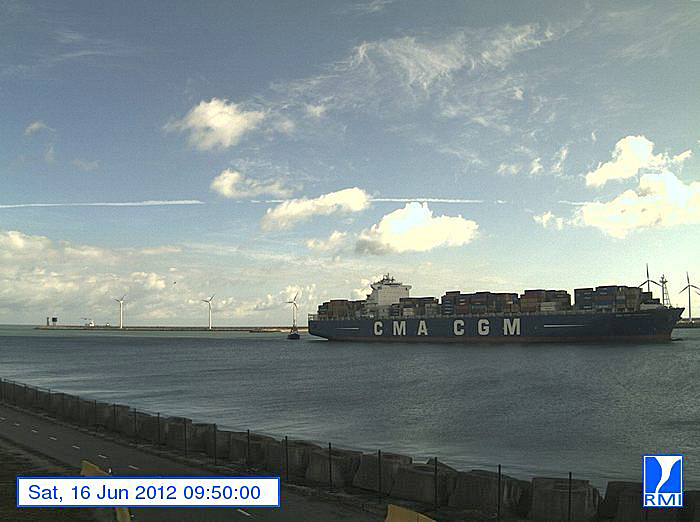 Photos en direct du port de Zeebrugge (webcam) - Page 54 Zeebr264