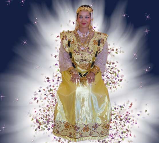 العرس الجزائري و أزياء العروس ليلة الحنة و الزفاف  071110