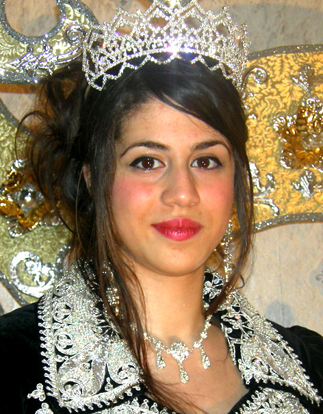 العرس الجزائري و أزياء العروس ليلة الحنة و الزفاف  1113