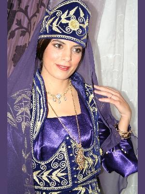 صور لمجموعة من الأزياء التقليدية الجزائرية Neggaf31