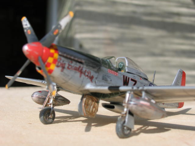 P51D MUSTANG  1/72 [TAMIYA] - Page 2 Atlas_22