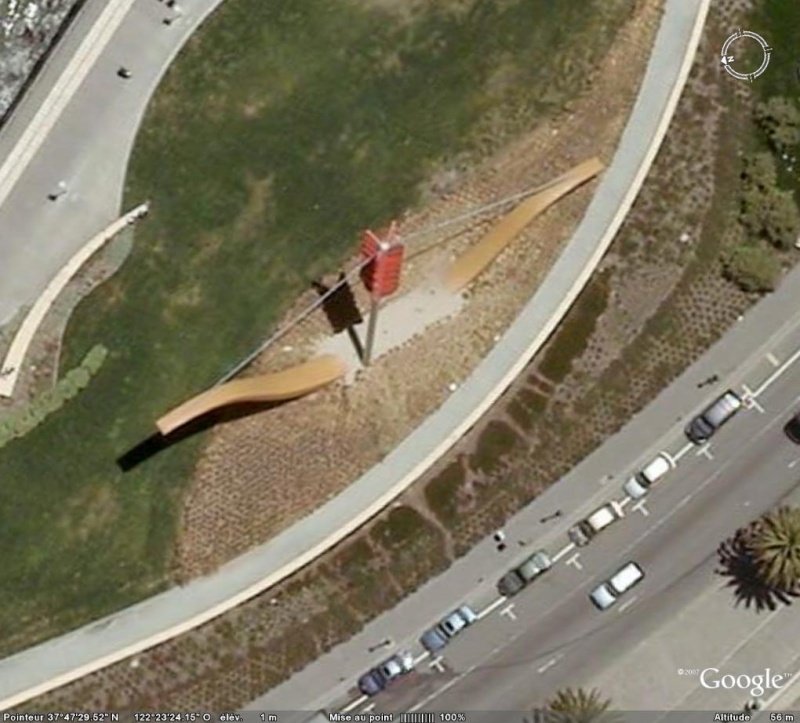 Les objets familiers vus sur Google Earth : écrous - tapis - planche... & caetera - Page 3 Arc10
