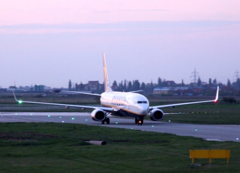 Aeroportul Arad - 2008 - Pagina 3 Dscf4128