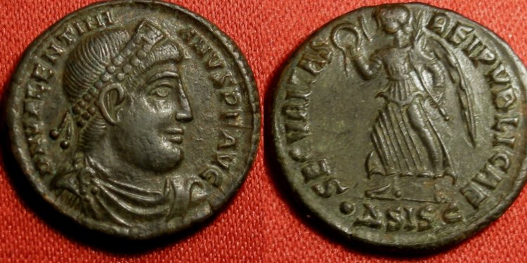 Les monnaies de Mozarto du 4e siècle Valent10