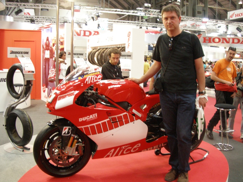 Salon de la moto P5200010