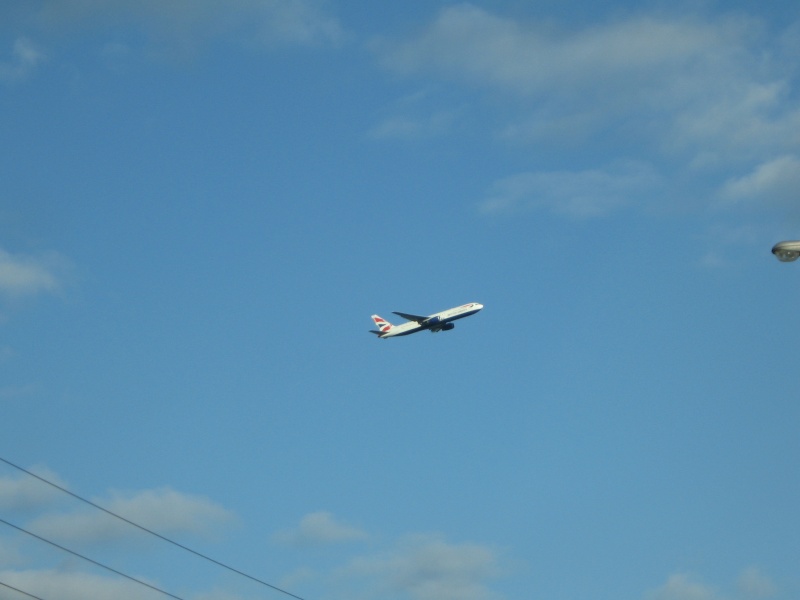 Spotting pe langa Toronto Pearson International Airport - tentative... Img_2531