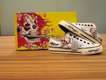 سوالف خبــــــــــــال من ed hardy للبويات Img_0011