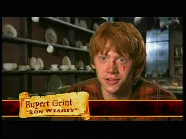 [Pictures] Rupert Grint ♥Bring SEXY Back♥ - Page 4 Abcfam10