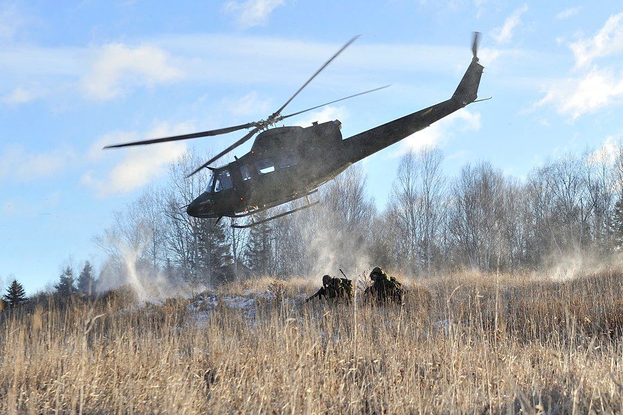 Armée canadienne/Canadian Armed Forces - Page 11 67894_10