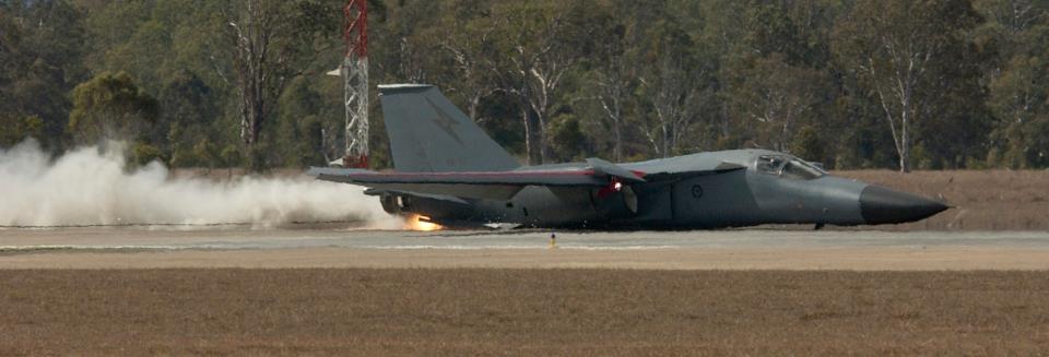 Armée Australienne/Australian Defence Force (ADF) - Page 17 F-111c10