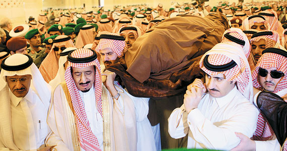 وفاة سلطان الخير (الامير سلطان بن عبدالعزيز ال سعود ) A012210
