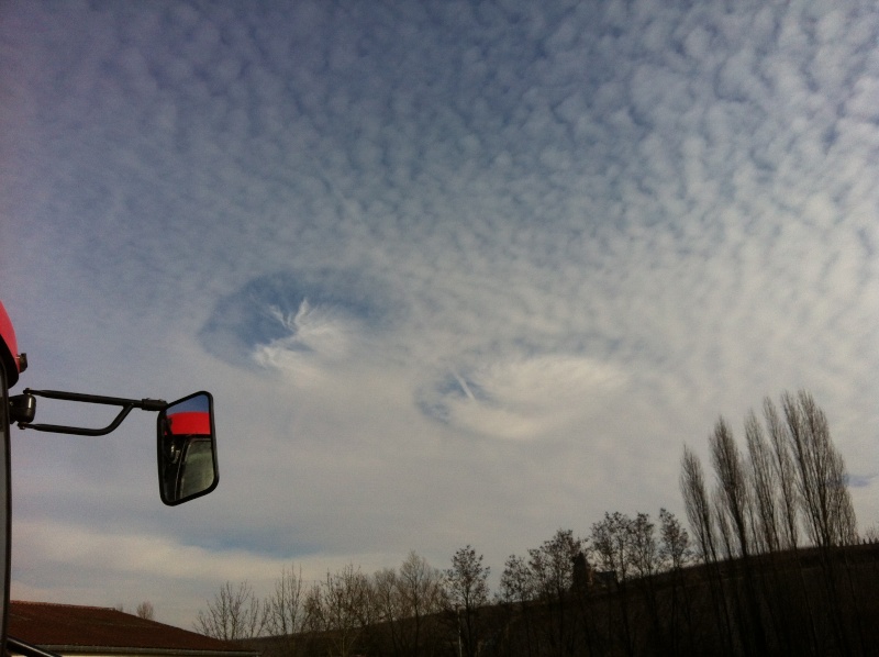 Nuages aux formes insolites - Page 6 Photo10