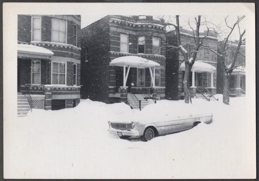 Vieille voiture sous la neige. - Page 6 R0522510