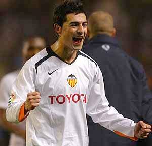 Alexlekileur ==> Valencia CF Albiol10