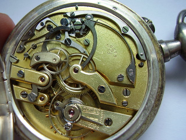 Louis Leroy & Cie , chronographe tranant P7100017