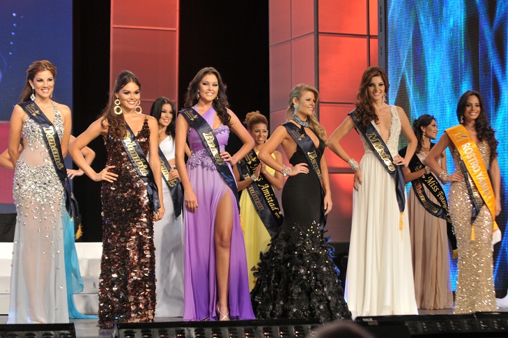 Miss Continente Americano 2011 - Ecuador Universe 2011 Won! - Page 2 Noche_11