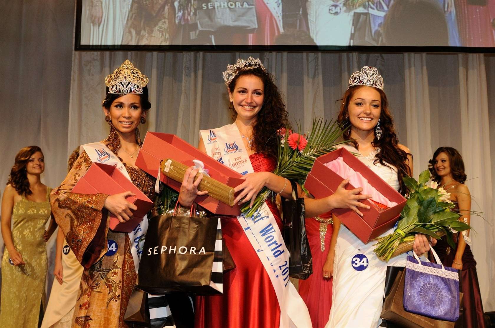 Miss Deaf World 2011 and Miss Deaf Europe 2011 Ved3c512