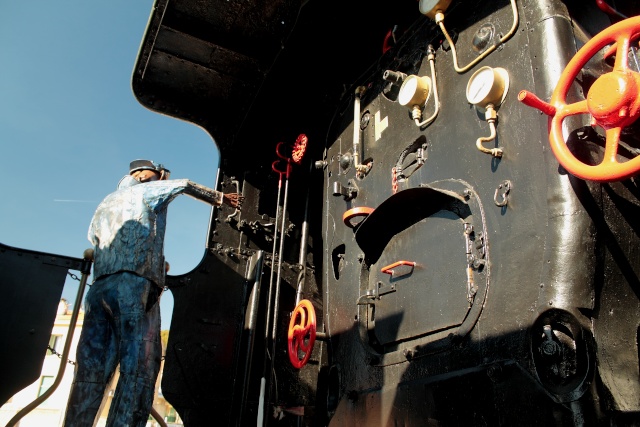 Carnoules et sa superbe locomotive Locomo13