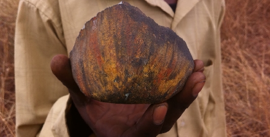 Kenya Tutti a raccogliere frammenti di meteoriti Meteor10