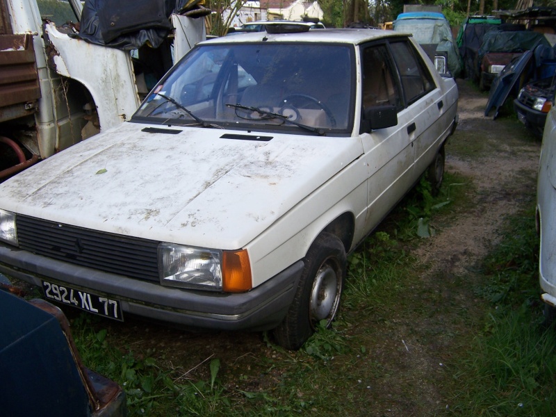 ( vente) renault 9 000_0118