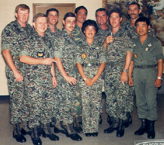 Unusual US Special Forces Advisors Uniform - South Korean Wave/Noodle Pattern Swiato11