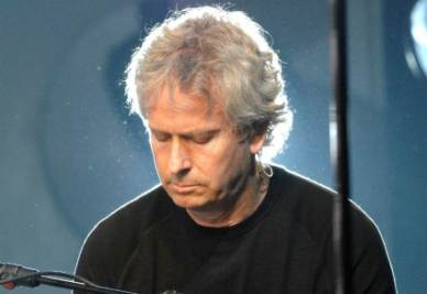 TONY BANKS - Six Pieces for Orchestra 2012 NUOVO ALBUM!!!!!!!!!!!!!!!!!!!!!!!!!!!! Banks_10