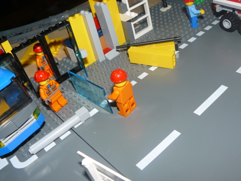 LEGO - La ville depuis ses débuts, son évolution, etc - Page 4 P1180614