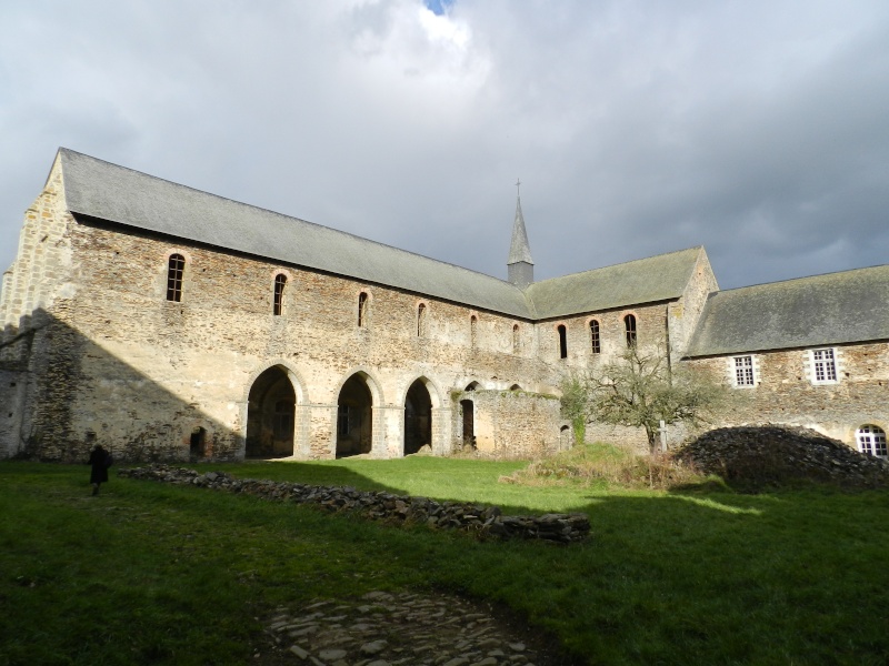 L'abbaye de Clairmont (ou Clermont) près de Laval Abbaye40