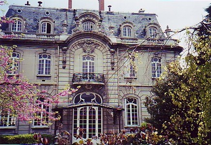 Hôtel particulier et éléments d'extérieur baroque Ruinar10